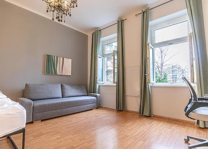 Enjoy The Danube And Prater Stern From Our 1br Gem *